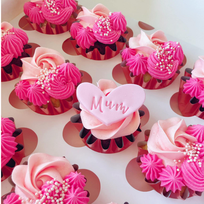 Elegantly Frosted Cupcakes